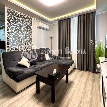 Петра Калнишевського вул. (Михайла Майорова), 6