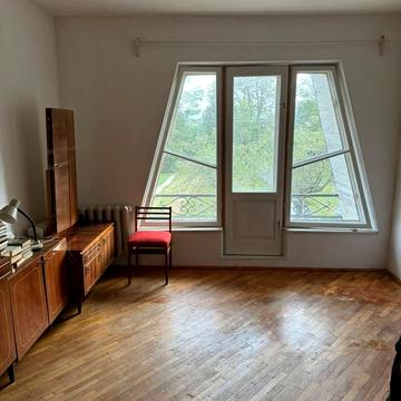 Долішня вул.