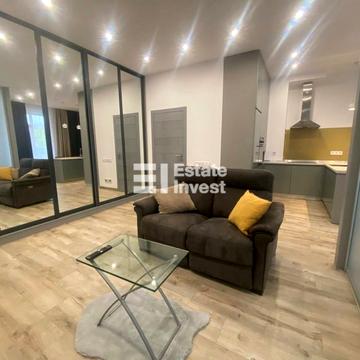 Бульварно-Кудрявська вул. (Воровського), 17