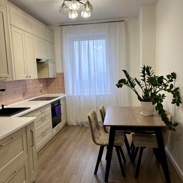 Дніпровська набережна вул., 26-А