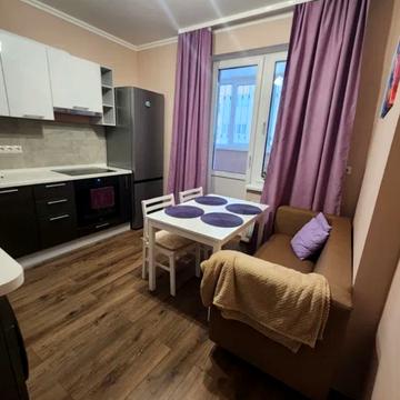 Сергія Данченка вул., 32-Б