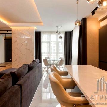 Василя Тютюнника вул. (Анрі Барбюса), 53