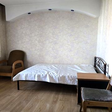 Левка Лукяненка вул. (Маршала Тимошенка), 33/35