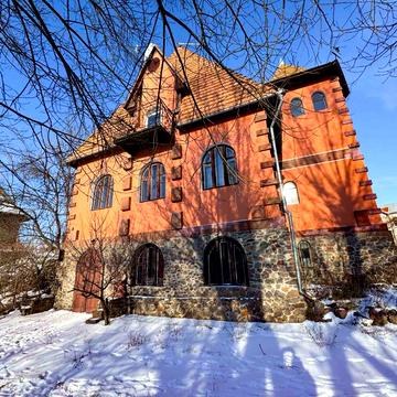 вул. Вишнева