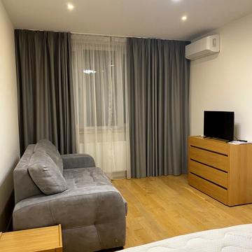 Івана Карпинця вул. (), 9-А