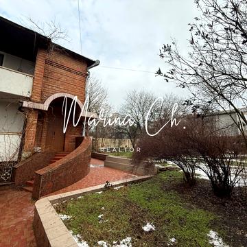 Капулівська вул. (Кольцова), 8