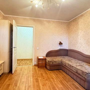 Володимира Висоцького бульв., 6