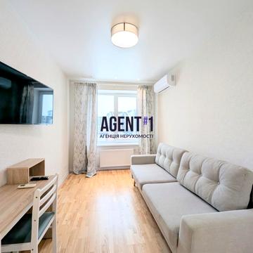 Тарасівська вул., 25