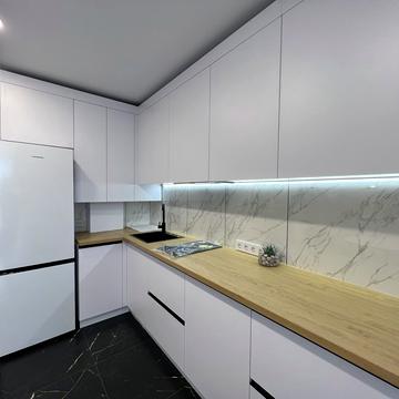 Келецька вул., (Будинок 2)