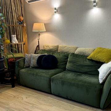 Освіти вул., 16