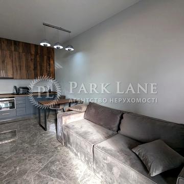 Джона Маккейна вул. (Івана Кудрі), 7