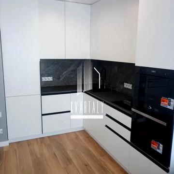 Генерала Грекова вул., 4