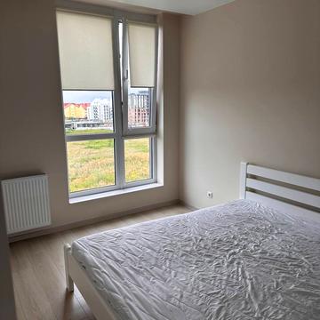 Героїв Майдану вул., (Будинок 4)