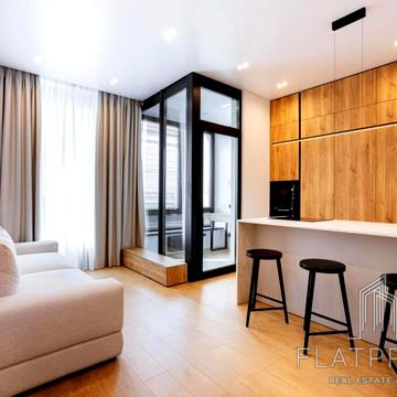 Ґарета Джонса вул. (Сімї Хохлових), 12-А