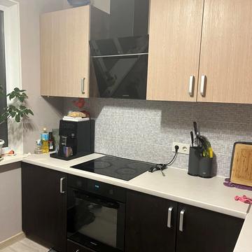 Академіка Глушкова просп., 55