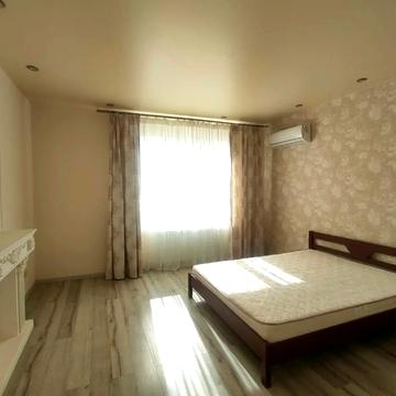 Євгена Чикаленка вул., 59/9