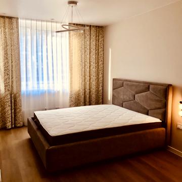 Всеволода Змієнка вул., 34/21