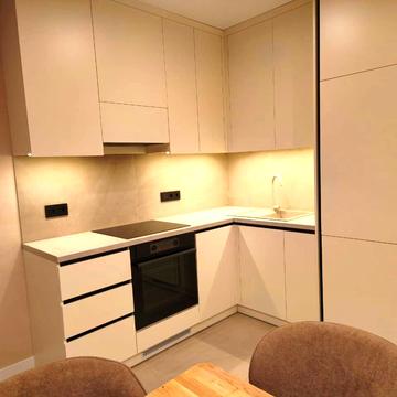 Віктора Некрасова вул. (Північно-Сирецька), 6