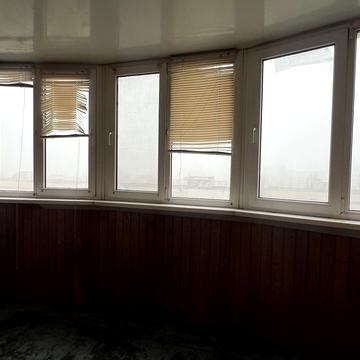 Небесної Сотні просп. (Маршала Жукова), 10-А