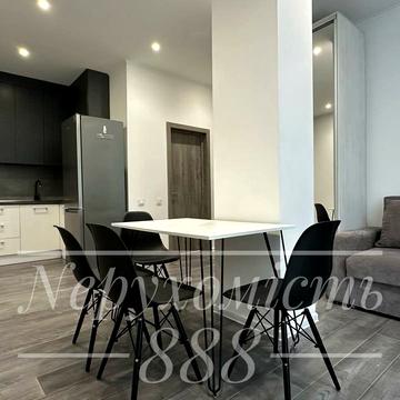 Олегівська вул., 1