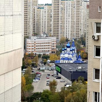 Петра Григоренка просп., 16