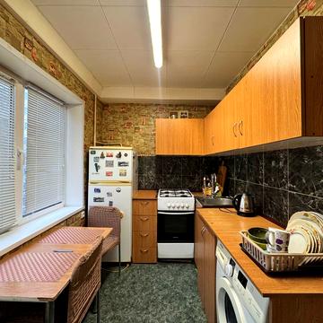 Вацлава Гавела бульв. (Івана Лепсе), 3