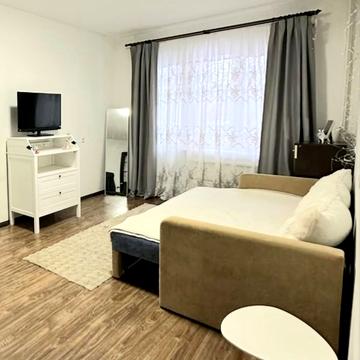 Святоюріївська вул., 24