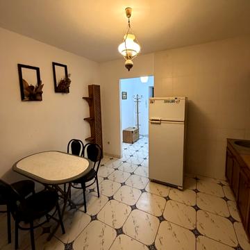 Довженка вул., 24