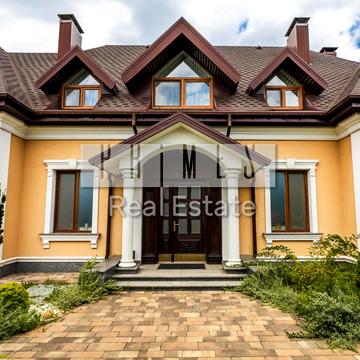 Кібернетична вул.