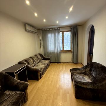 Архітектора Ніколаєва вул., 9