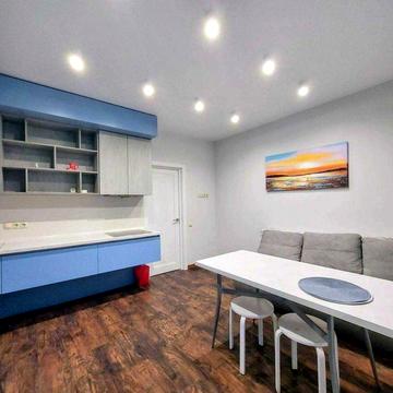 Юнацька вул., 6