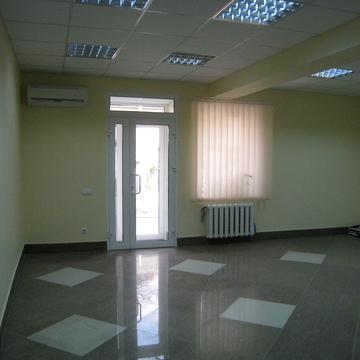 Новосільська вул., 12