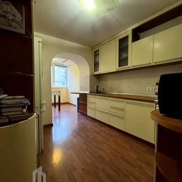 Лукянівська вул., 63