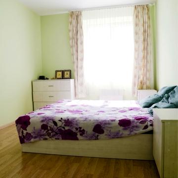 Зоряна вул., 6