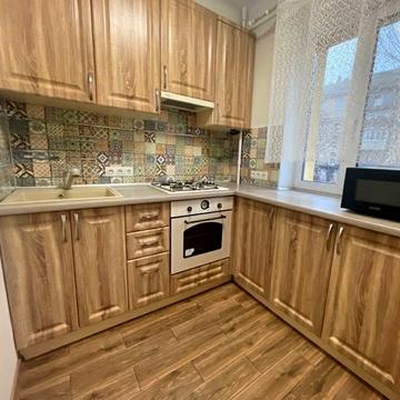 Ольжича вул., 21