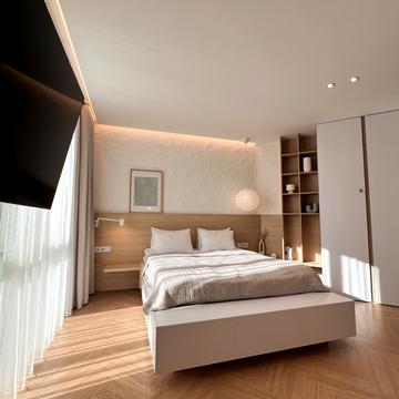 Вячеслава Чорновола просп. (), 77