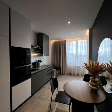 Вячеслава Чорновола просп. (), 77