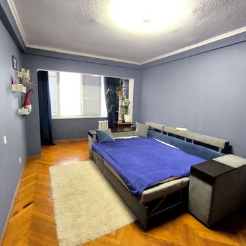 Соборності просп. (Воззєднання), 3-Б