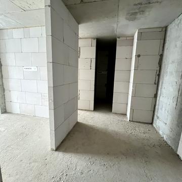 Романа Левицького вул., (Будинок 7)