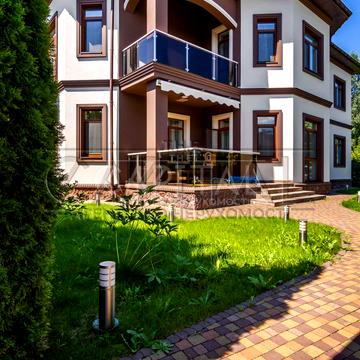 Миру вул., 92