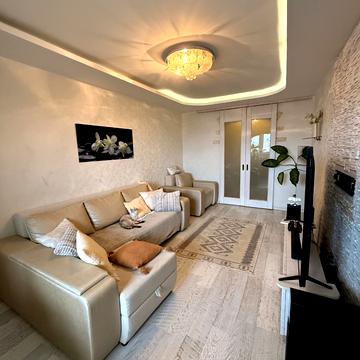 Петра Григоренка просп., 16