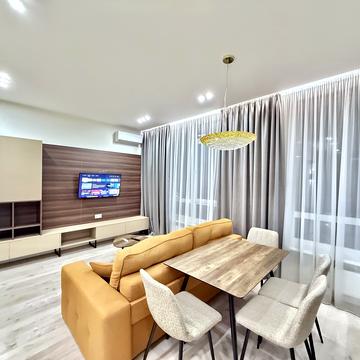 Жилянська вул., 68