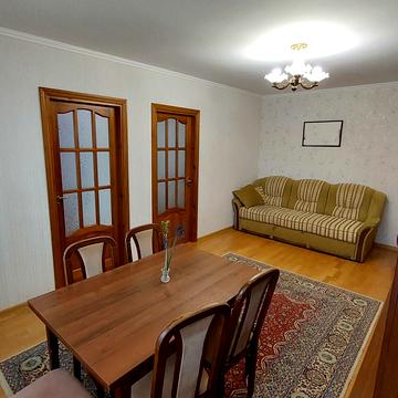 Відінська вул., 42