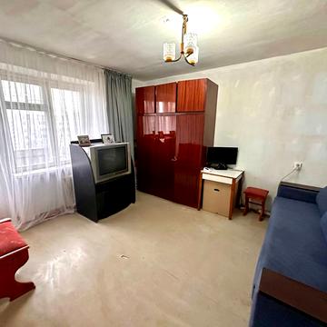 Лазурна вул., 18б