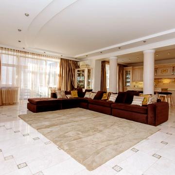 Паторжинського вул., 14