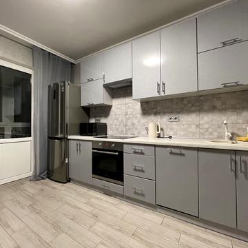 Бориса Гмирі вул., 18