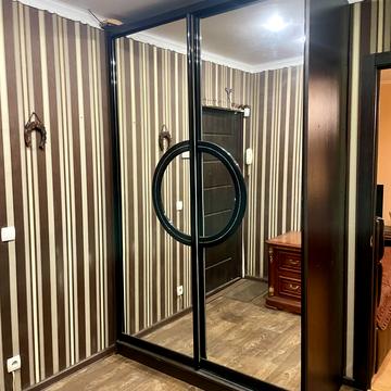 Нескорених вул. (Героїв Праці), 12б