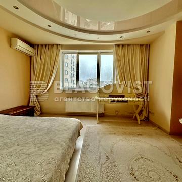 Олександра Мишуги вул., 12