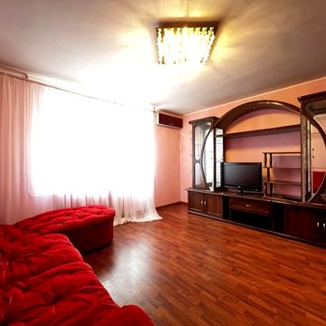 Пятницька вул., 70