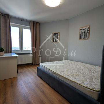 Юлії Здановської вул. (Ломоносова), 83-Г